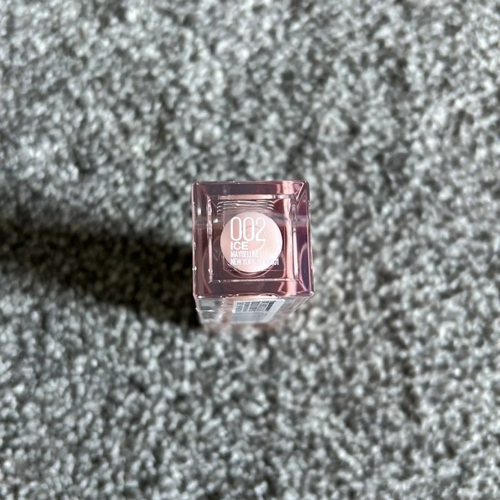 MAYBELLINE ICE 002 lipgloss with hyaluronic acid plumping lipgloss - Picture 4 of 4